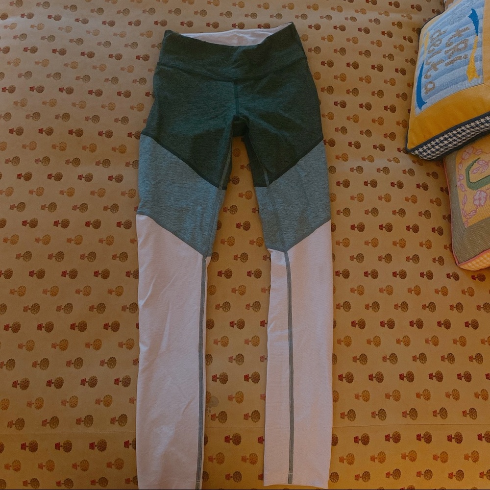 OUTDOOR VOICES LEGGINGS IN HUNTER/SLATE/BALLET